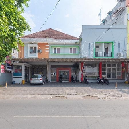 Reddoorz At Ciliwung Guest House Syariah Маланг Екстериор снимка