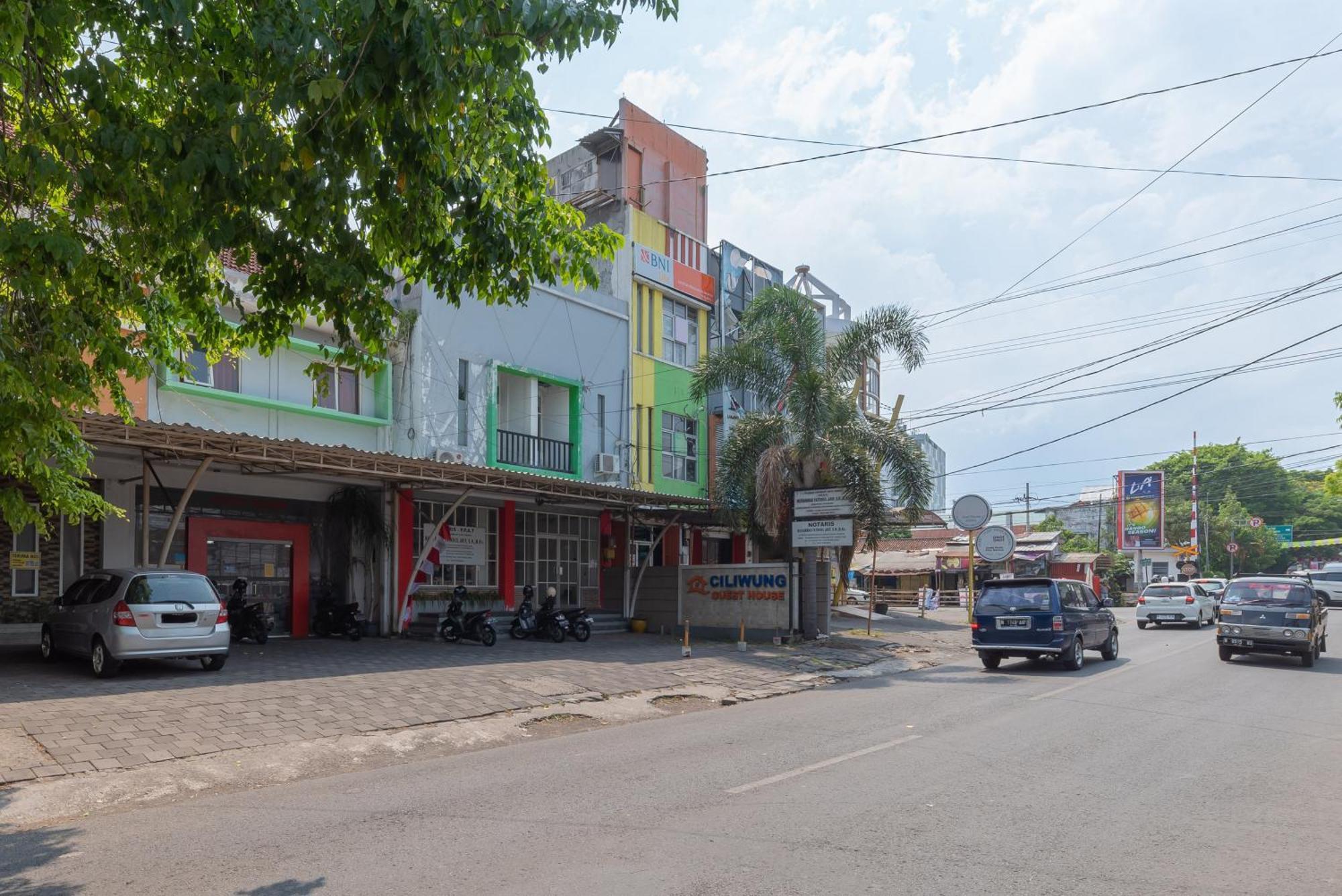 Reddoorz At Ciliwung Guest House Syariah Маланг Екстериор снимка